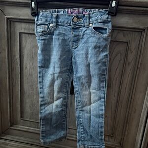 Pre-Owned Girls Stylish Blue Denim Jeans for Kids Size 3T!